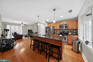 4300 Spruce St, Philadelphia, PA 19104 - Photo 14