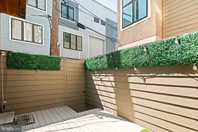 842 N Leithgow Street, Philadelphia, PA 19123 - Photo 8