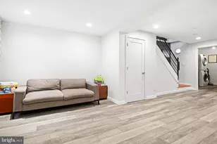 842 N Leithgow St, Philadelphia, PA 19123 - Photo 24