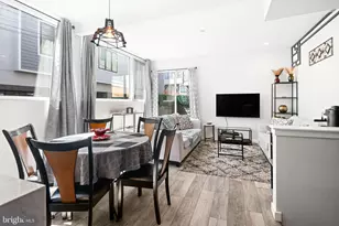 842 N Leithgow St, Philadelphia, PA 19123 - Photo 2