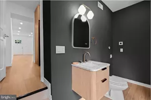 2215 N Mutter St, Philadelphia, PA 19133 - Photo 4