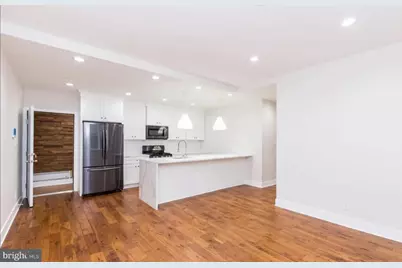 1420 E Susquehanna Avenue #B, Philadelphia, PA 19125 - Photo 2