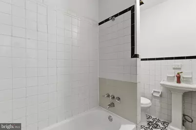 1640 Lombard Street, Philadelphia, PA 19146 - Photo 8