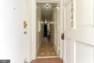 1640 Lombard St, Philadelphia, PA 19146 - Photo 2