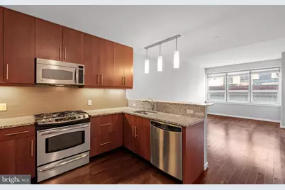 1425 Locust Street #9E, Philadelphia, PA 19102 - Photo 8