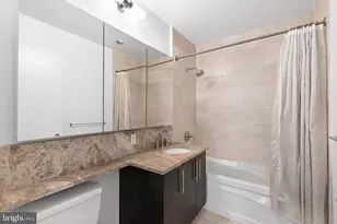 1425 Locust St, Philadelphia, PA 19102 - Photo 14