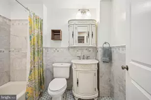 349 S 47th St, Philadelphia, PA 19143 - Photo 24