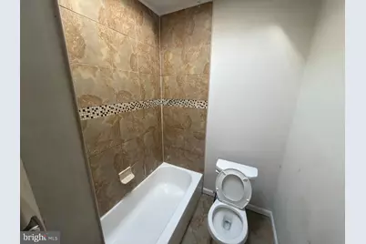 6735 Woolston Avenue, Philadelphia, PA 19138 - Photo 10