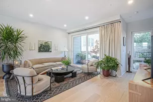 1102 E Columbia, Philadelphia, PA 19125 - Photo 8