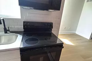 2209 N 10th St, Philadelphia, PA 19133 - Photo 14