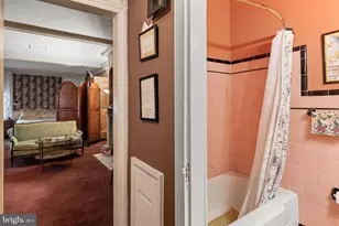 1017 Clinton St, Philadelphia, PA 19107 - Photo 26