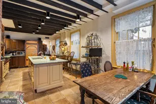 1017 Clinton St, Philadelphia, PA 19107 - Photo 18