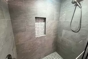 1224 Carlton St, Philadelphia, PA 19107 - Photo 10