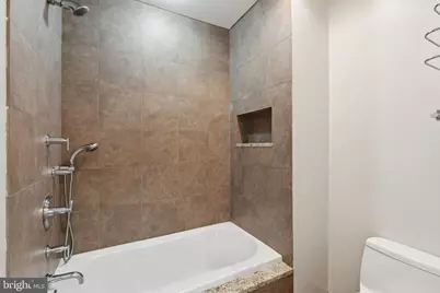 2414 Pine Street, Philadelphia, PA 19103 - Photo 26