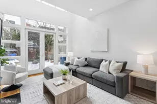 2414 Pine St, Philadelphia, PA 19103 - Photo 10