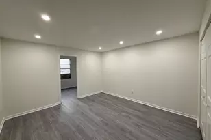 205 N 9th St, Philadelphia, PA 19107 - Photo 2