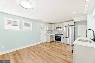 6059 Lawndale Avenue, Philadelphia, PA 19111 - Photo 12