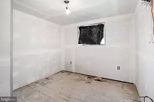 2517 E York St, Philadelphia, PA 19125 - Photo 8