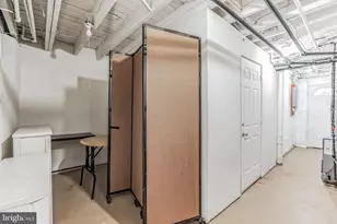 3436 Barclay St, Philadelphia, PA 19129 - Photo 16