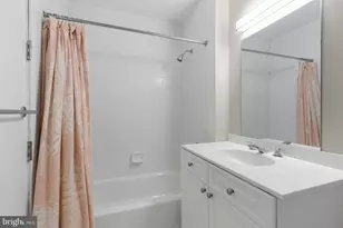 1900 Hamilton St, Philadelphia, PA 19130 - Photo 22