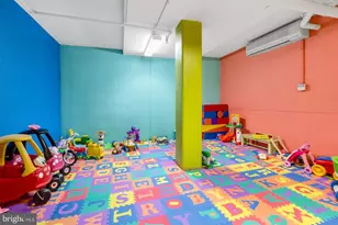 1900 Hamilton St, Philadelphia, PA 19130 - Photo 40