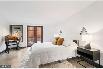2037 North Street, Philadelphia, PA 19130 - Photo 16