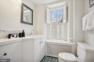 112 W Gravers Ln, Philadelphia, PA 19118 - Photo 22