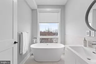 311 Delmar St, Philadelphia, PA 19128 - Photo 32