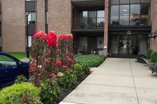 6105 Delaire Landing Rd, Philadelphia, PA 19114 - Photo 4