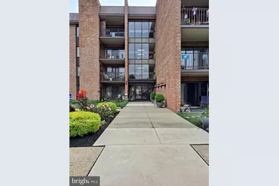 6105 Delaire Landing Road #105, Philadelphia, PA 19114 - Photo 1