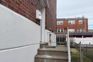 7321 Sanderling Pl, Philadelphia, PA 19153 - Photo 2