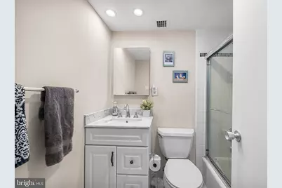 224 W Rittenhouse Square #1615A, Philadelphia, PA 19103 - Photo 32