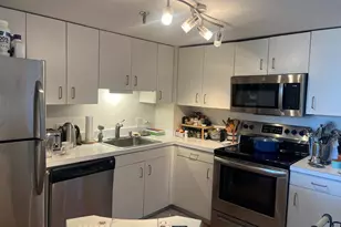 2001 Hamilton St, Philadelphia, PA 19130 - Photo 2