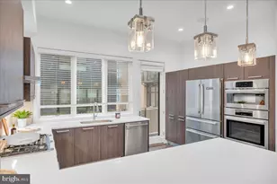 602 N 5th St, Philadelphia, PA 19123 - Photo 6