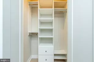 908 Spruce St, Philadelphia, PA 19107 - Photo 14