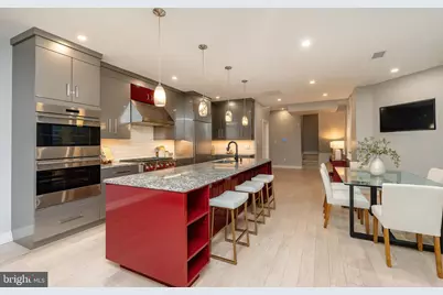 908 Spruce Street #10, Philadelphia, PA 19107 - Photo 4