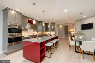 908 Spruce St, Philadelphia, PA 19107 - Photo 4