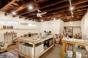 8139 Shawnee St, Philadelphia, PA 19118 - Photo 36