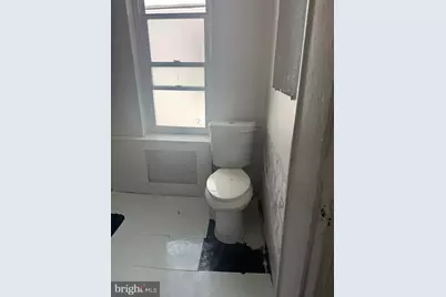 37 W Seymour Street, Philadelphia, PA 19144 - Photo 18