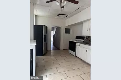 37 W Seymour Street, Philadelphia, PA 19144 - Photo 14