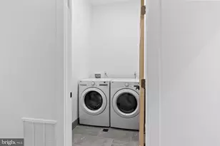 458 W Earlham Ter, Philadelphia, PA 19144 - Photo 18