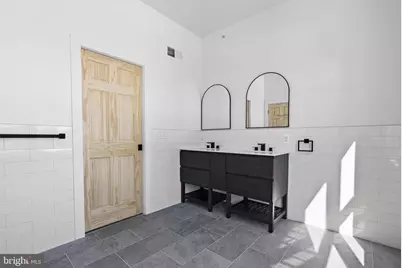 458 W Earlham Terrace, Philadelphia, PA 19144 - Photo 32