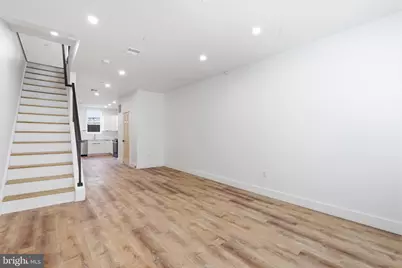 458 W Earlham Terrace, Philadelphia, PA 19144 - Photo 8