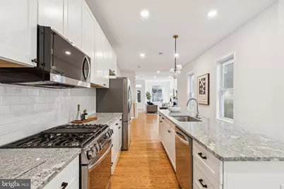 2433 Brown Street, Philadelphia, PA 19130 - Photo 14