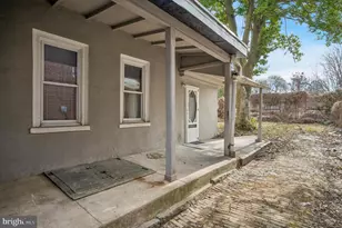 246 W Queen Ln, Philadelphia, PA 19144 - Photo 20