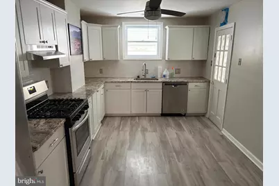 109 Roseberry Street, Philadelphia, PA 19148 - Photo 4