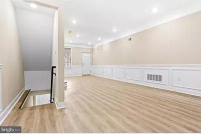 806 S 56th Street, Philadelphia, PA 19143 - Photo 4