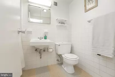 224 W Rittenhouse Square #602, Philadelphia, PA 19103 - Photo 10