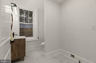 147 W Harvey St, Philadelphia, PA 19144 - Photo 10