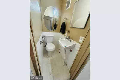 415 N Redfield Street, Philadelphia, PA 19151 - Photo 8